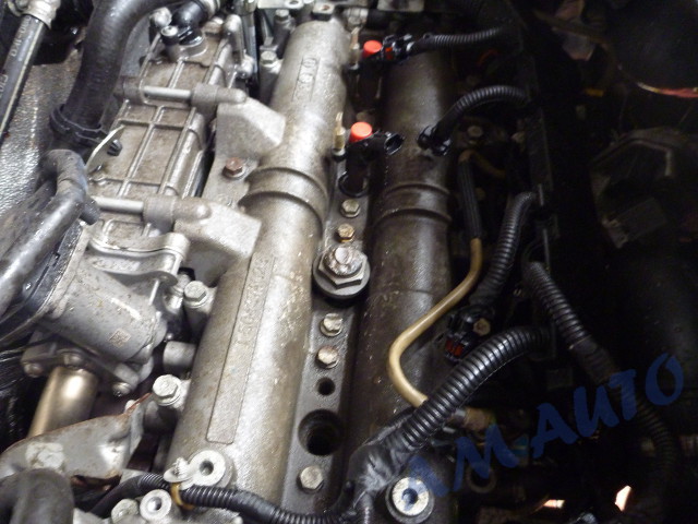 Snapped and welded injector removed
                              from Fiat Ducato with 3.0 JTD Euro 5
                              engine